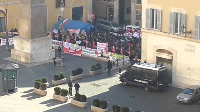 Manifestazione davanti alla Camera dei deputati